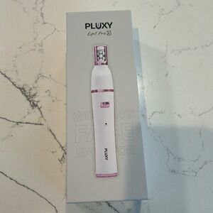 NWOT PLUXY hair remover